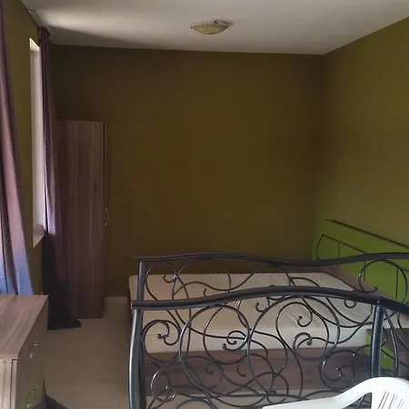 Apart-hotel St. Sofia - Official